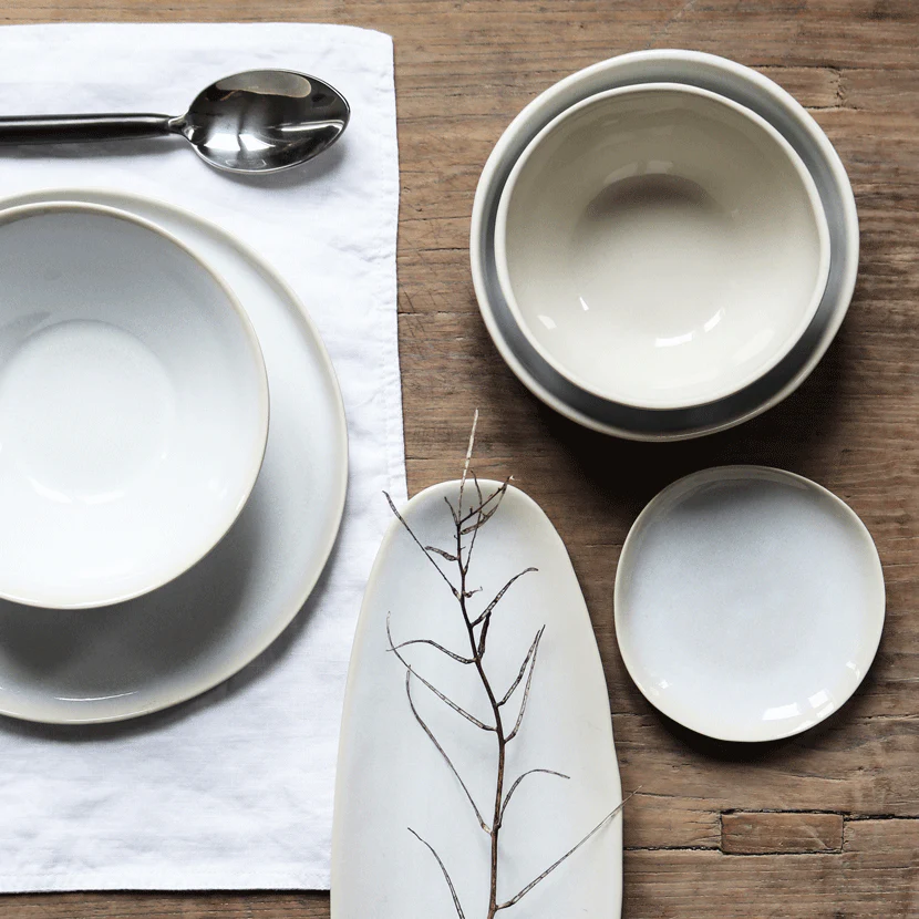 White stoneware dinner set - Image 9