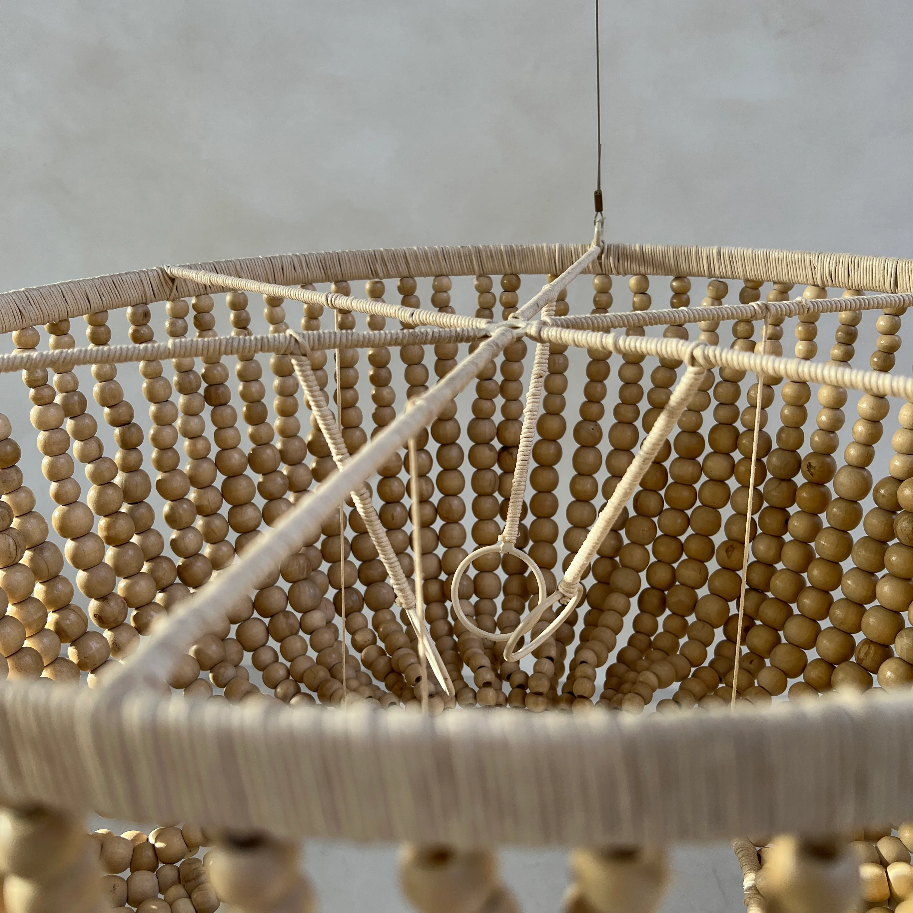 Wooden bead chandelier natural - Image 9