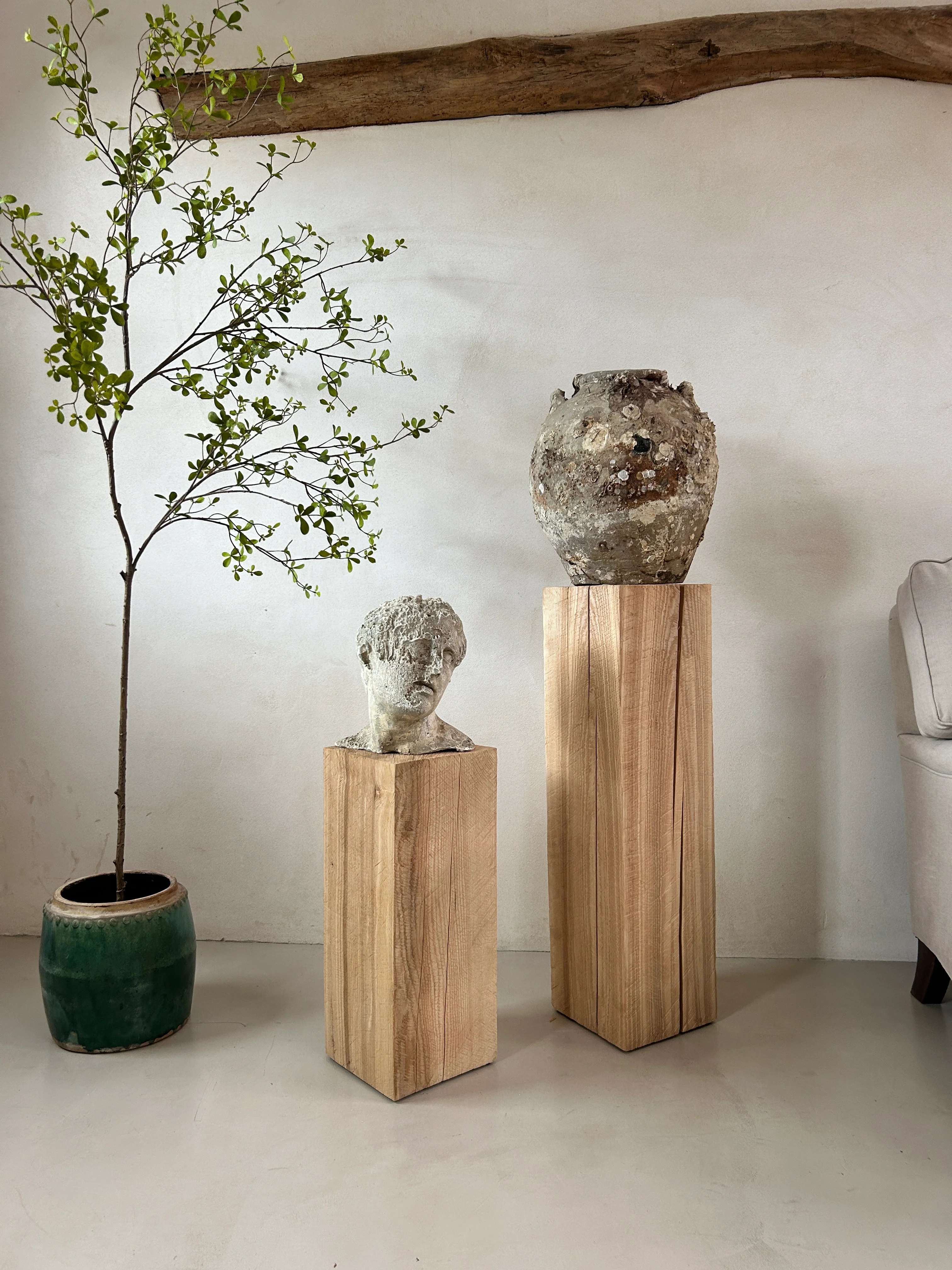 Wooden oak plinths - Image 5